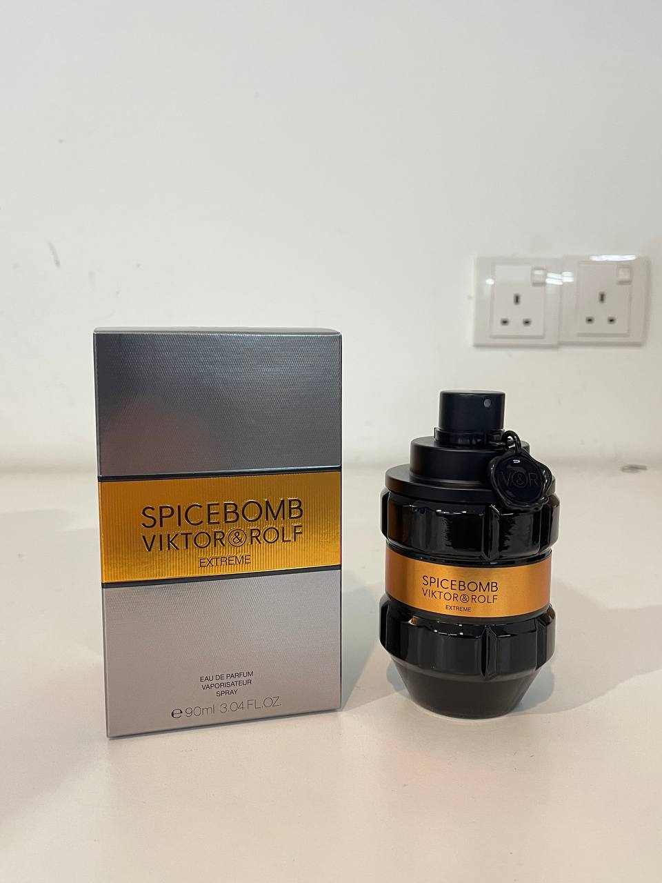 Viktor & Rolf Spicebomb Extreme EDP 90ml – Authentic Fragrance Available in Singapore